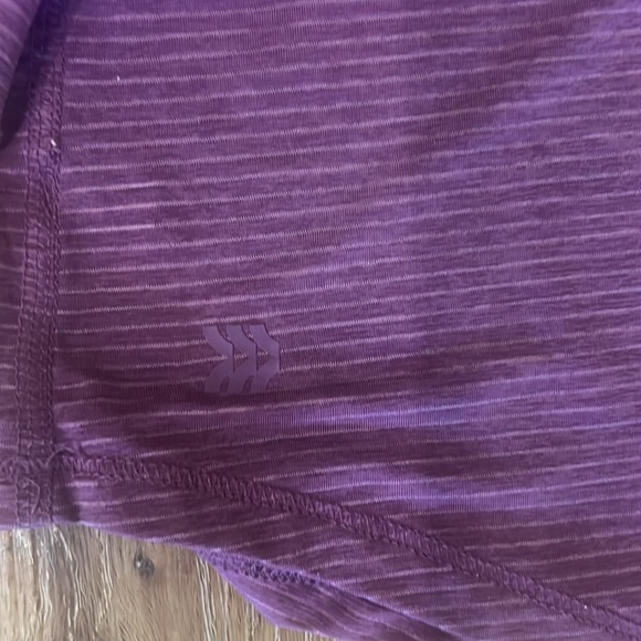 All in motion tanks size XS - Picture 6 of 6